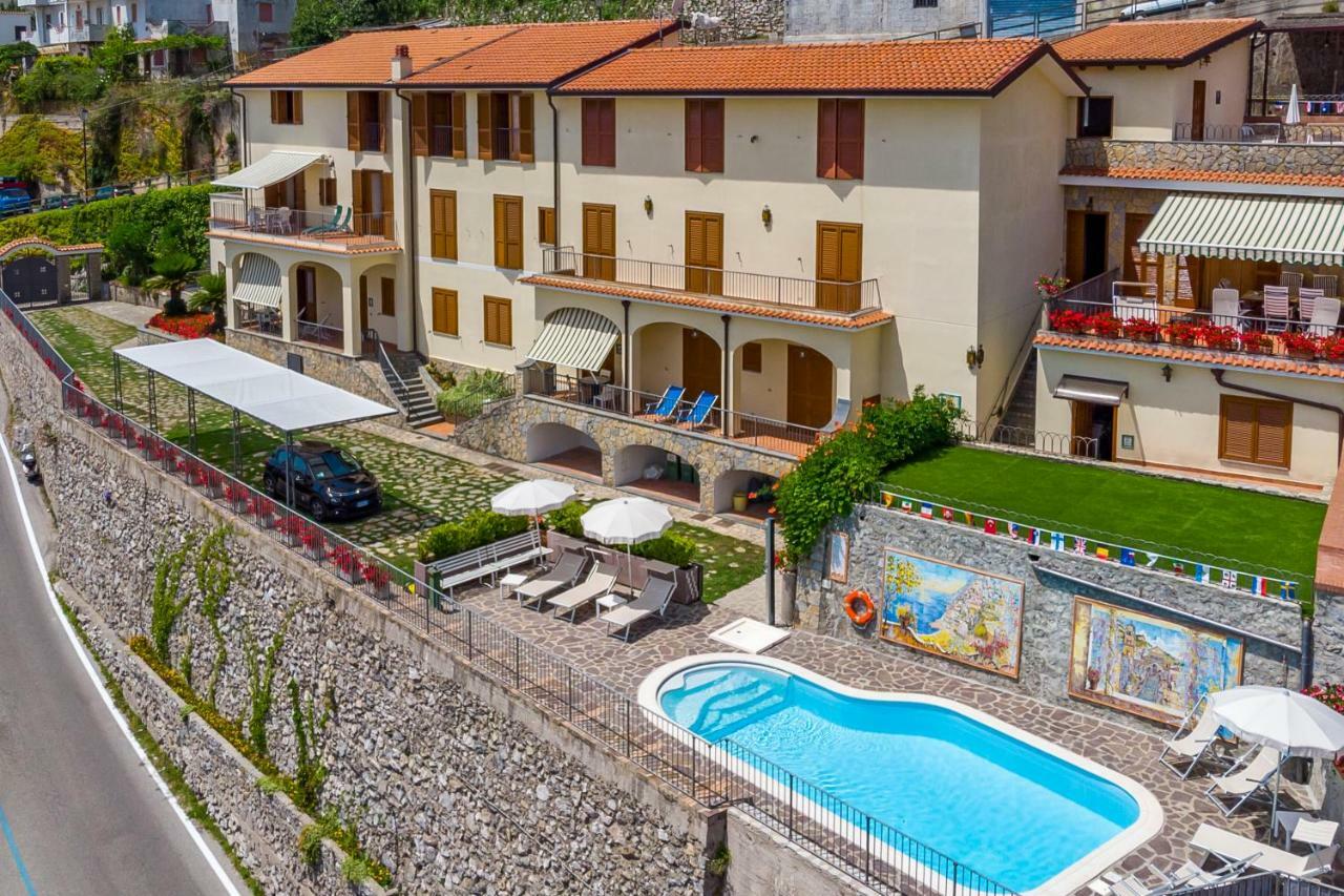 Appartamento Emma In Villa Laura Scala Zewnętrze zdjęcie